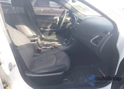 2014 Dodge Avenger Se z USA, uszkodzony, nr VIN 1C3CDZAB2EN161843